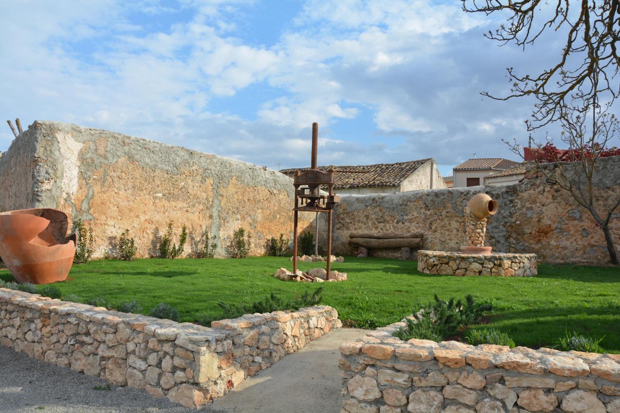 Casa Rural Aromas De La Manchuela Alborea Exterior photo